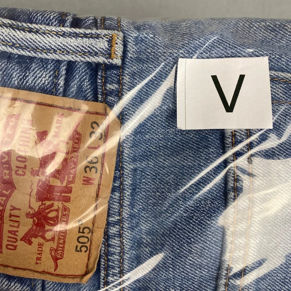 Levi's 505 Straight Fit Medium Wash Denim Jeans Mens 36 Blue‎